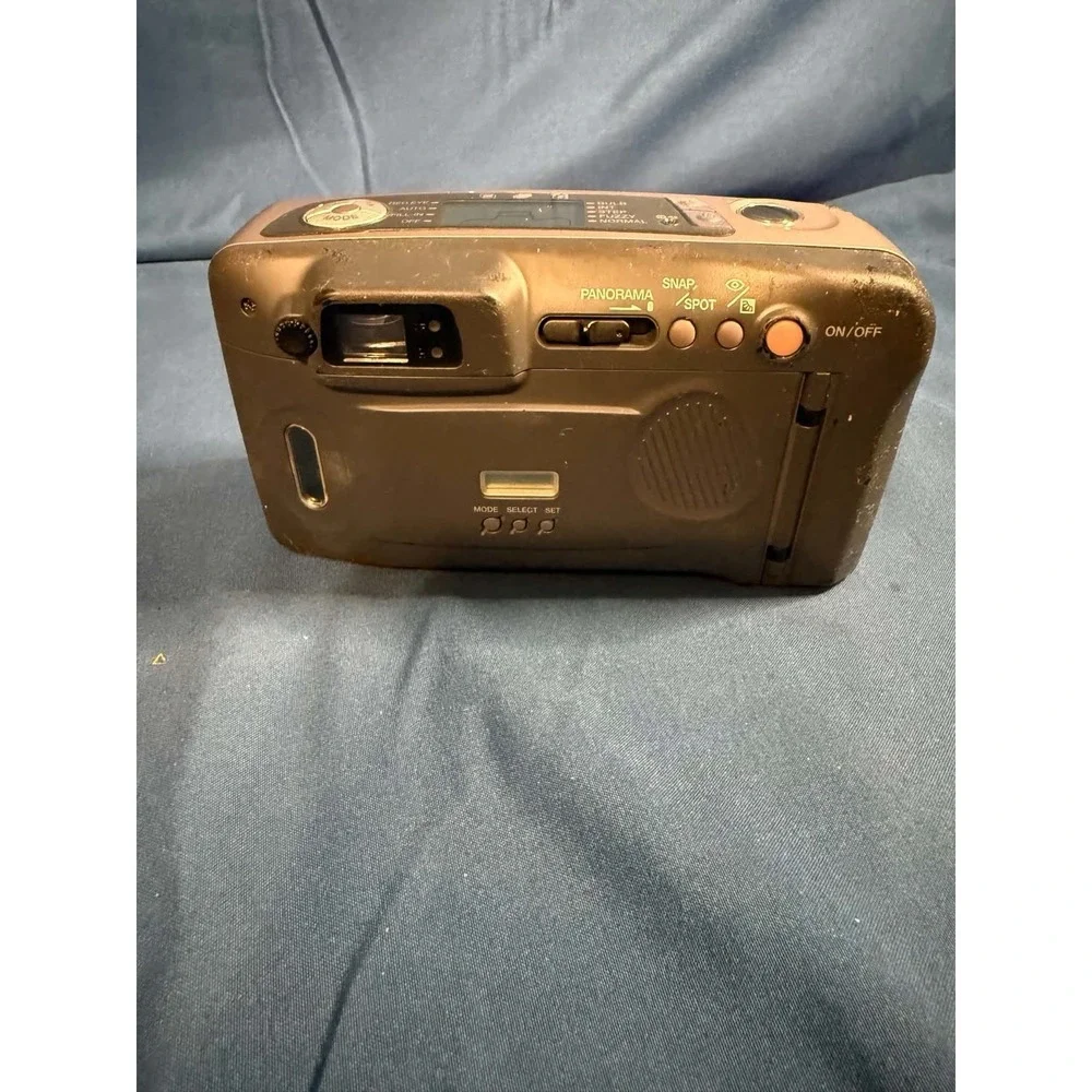 Vtg samsung camera Antique Evoca 140 S With Case